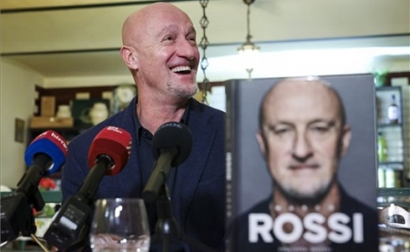 Könyv jelent meg Marco Rossiról