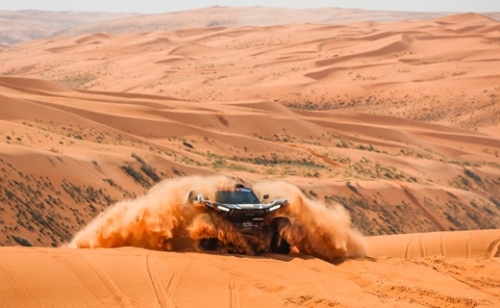 Szombaton rajtol a csaknem 5000 kilométernyi sivatagi száguldás