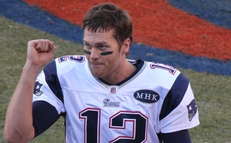 Tom Brady bejelentette visszavonulását