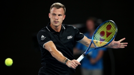 Fucsovics szerdán utazik Ausztráliába, Balázs Attilával indul párosban