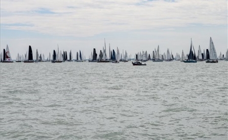 Rekordidő alatt nyerte meg a Kékszalagot a Fifty-fifty