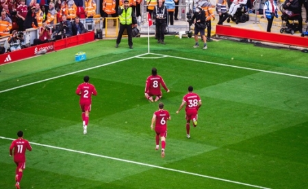 Szoboszlai kockáztatott és győzelmet hozott a Liverpoolnak