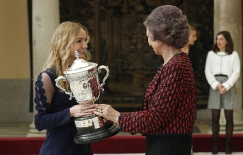 Sárosi Laura fair play díjat kapott Zsófia királynétól