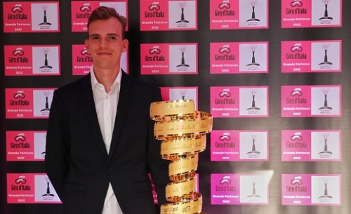 Valter Attila a Tour helyett a magyarországi Girót választotta