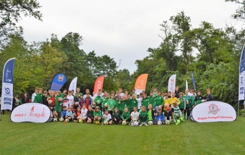 Kipróbálták a footgolfot a gyerekek