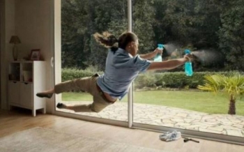 Ugye tudod, hogy takarítással is jó sok kalóriát elégetsz?