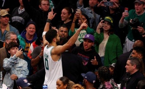 A Brooklyn az első kieső, a Boston az első továbbjutó