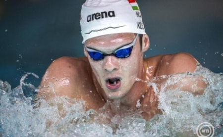 Kós Hubert nem hivatalos világcsúcsot úszott