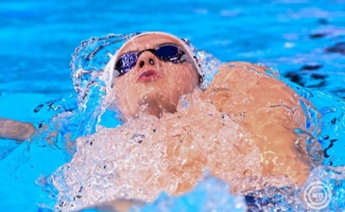 Kós Hubert az év egyetemi úszója az Egyesült Államokban