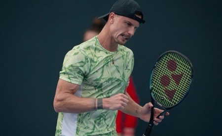 Fucsovics Márton kiütéses győzelemmel kezdett Dubajban