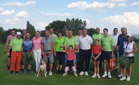 Miszlai győzött az esővel tarkított Golfiestán